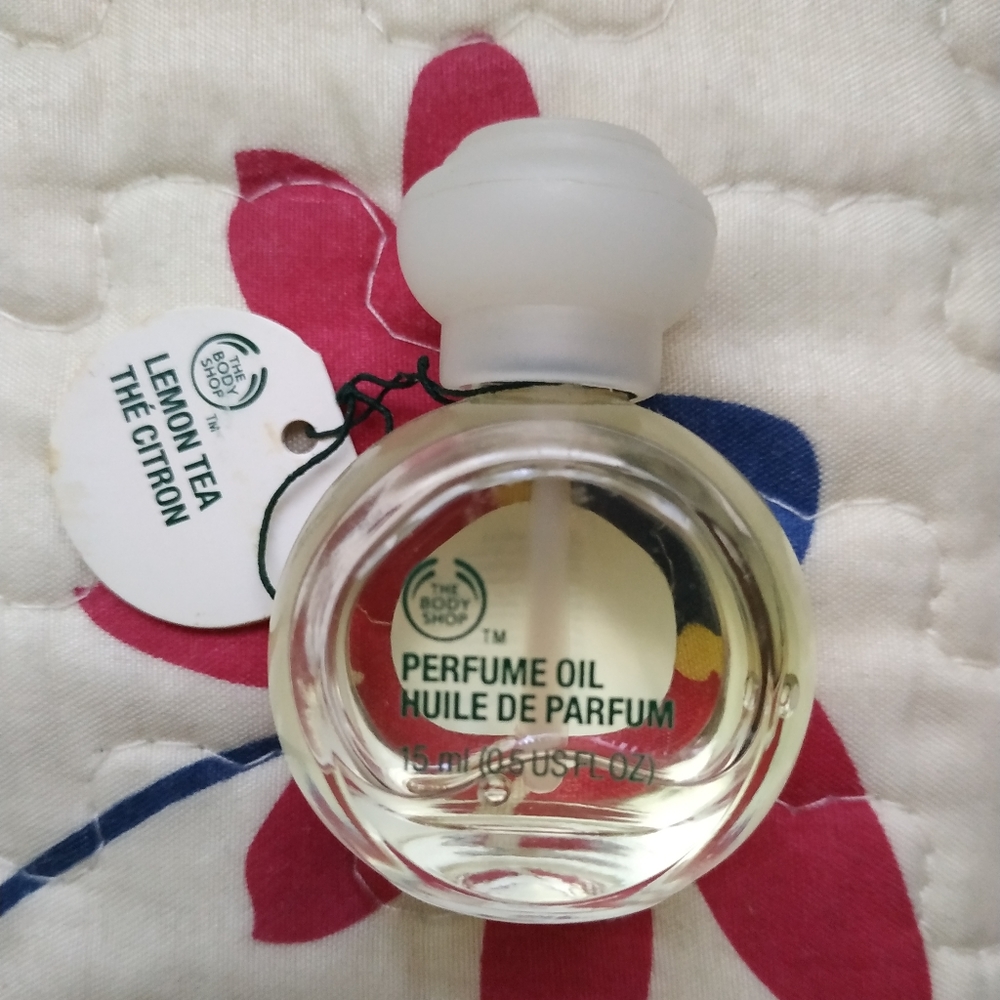 🚫SOLD🚫 The Body Shop fragrance oil